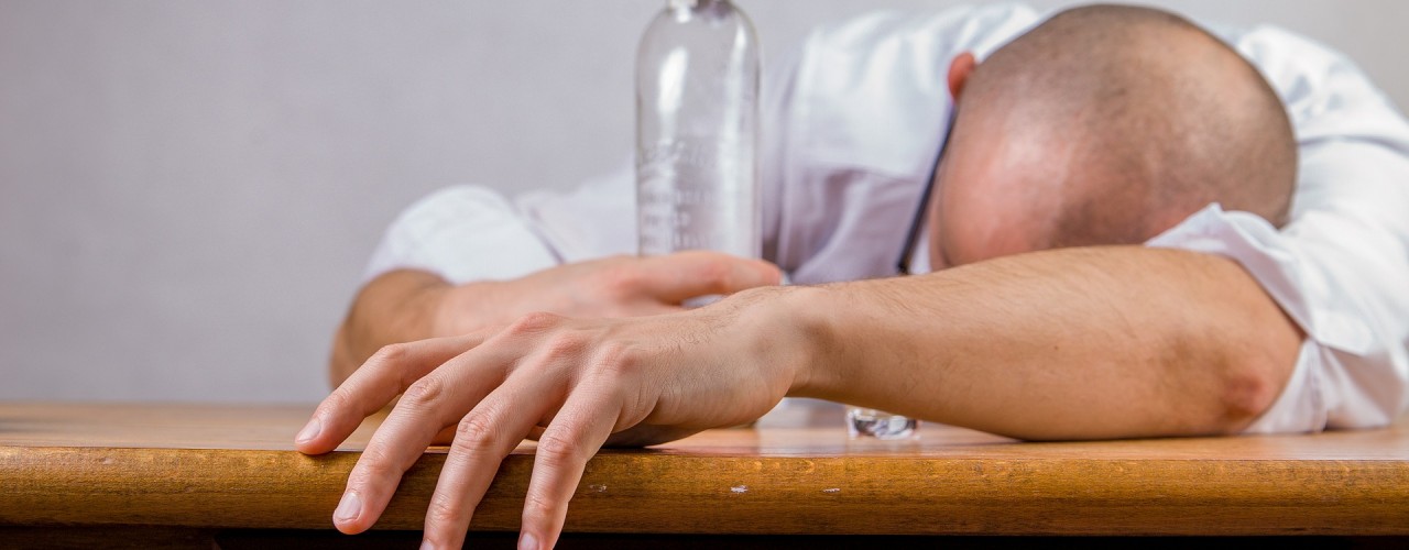 Co to jest alkoholizm?